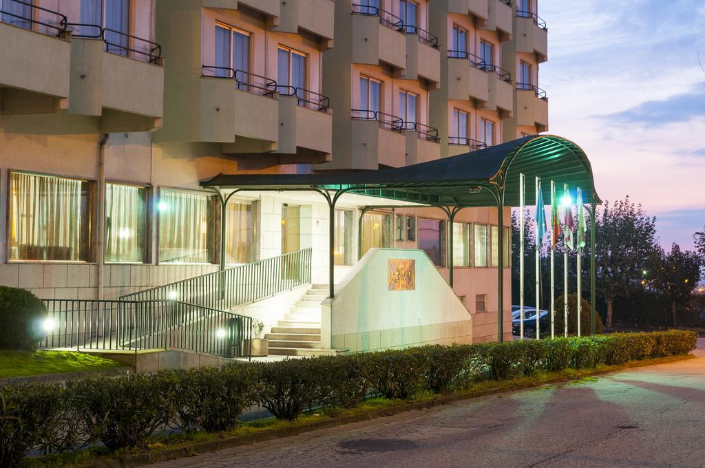 Agua Hotels Nelas Parq Buitenkant foto
