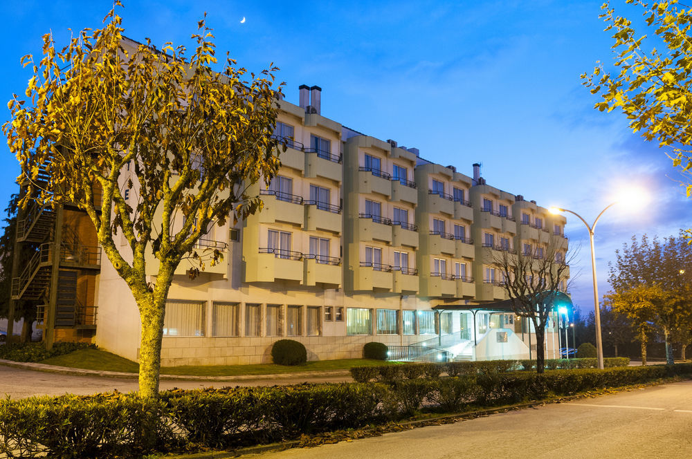 Agua Hotels Nelas Parq Buitenkant foto